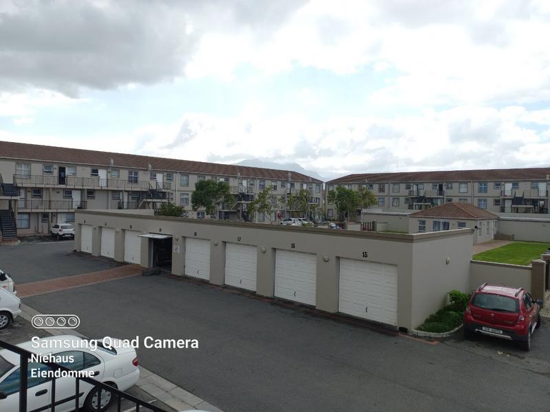 2 Bedroom Property for Sale in Guldenland Western Cape
